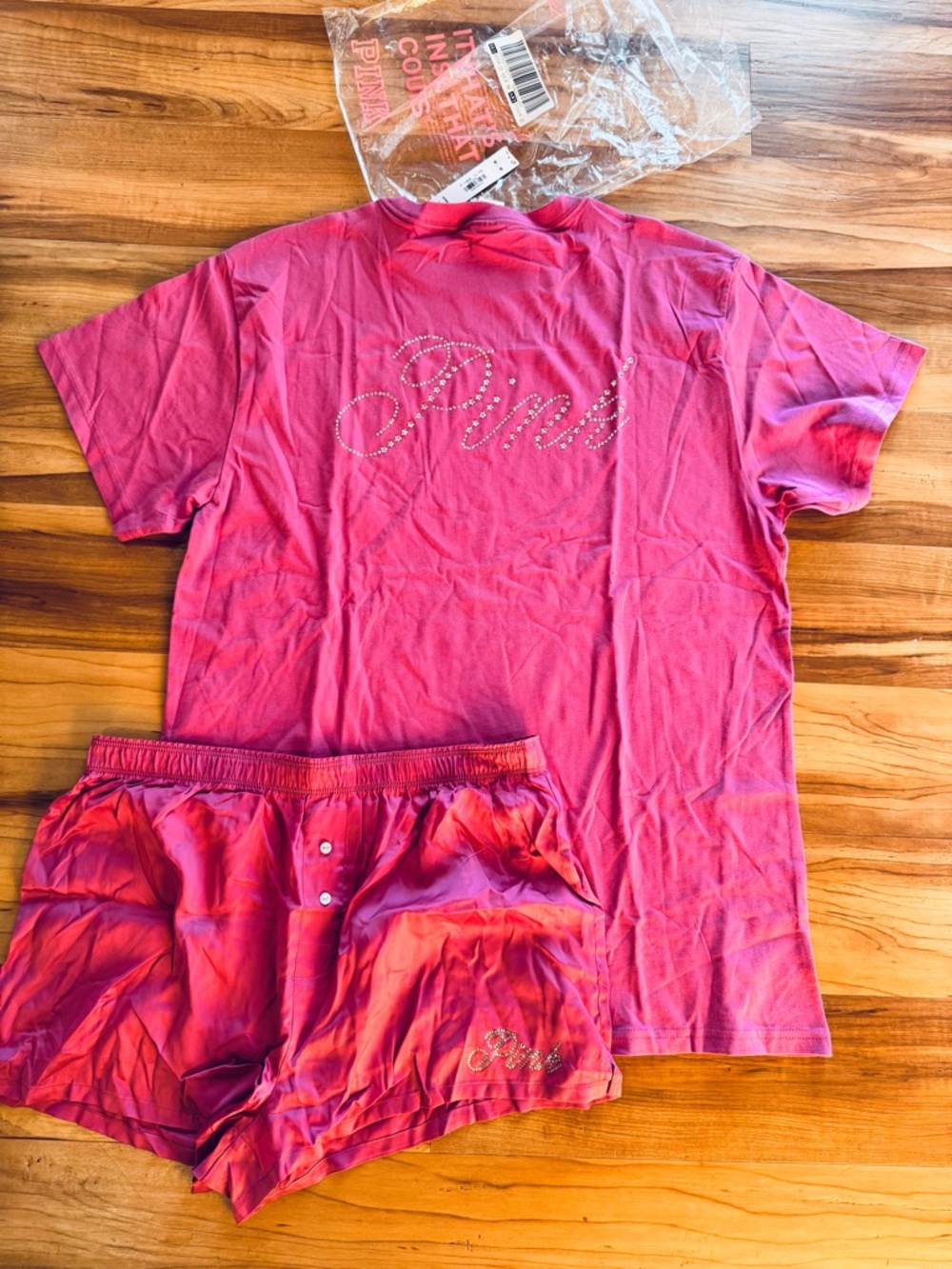 PINK Victoria’s Secret Rhinestone Logo Tee & Shorts Set Red Violet NWT Medium